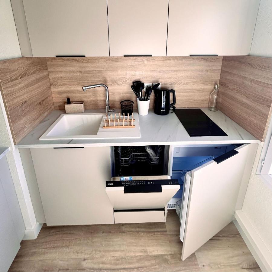 イスルダボーModern 1 Bdr + Balcony + Free Parking + Ac + Poolアパートメント エクステリア 写真