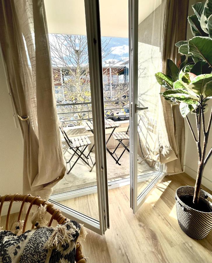 イスルダボーModern 1 Bdr + Balcony + Free Parking + Ac + Poolアパートメント エクステリア 写真